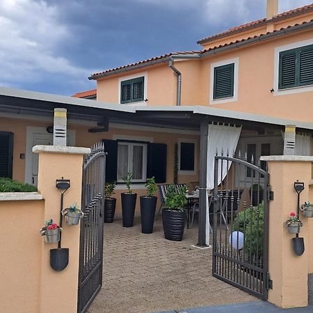 Apartments Andela Skradin Exterior foto